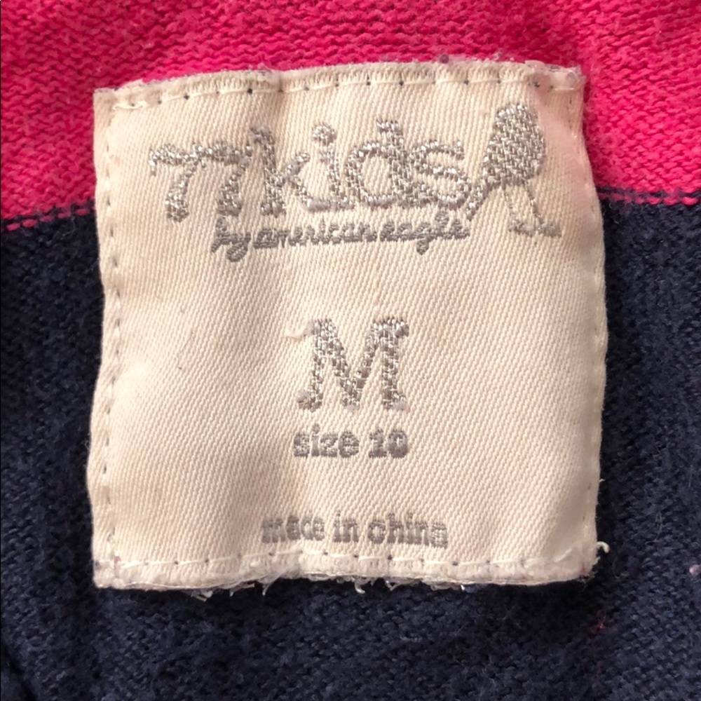 Cardigan - Picture 2 of 4